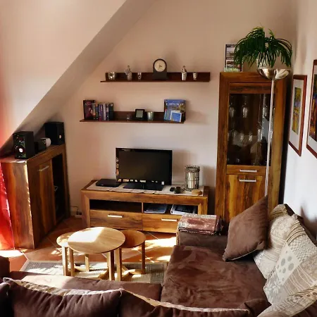 Fewo Namenlos Auf Rugen Apartmán *